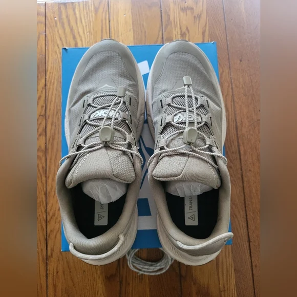 Hoka One One Womens Transport GTX, Size 8 - Picture 9 of 10